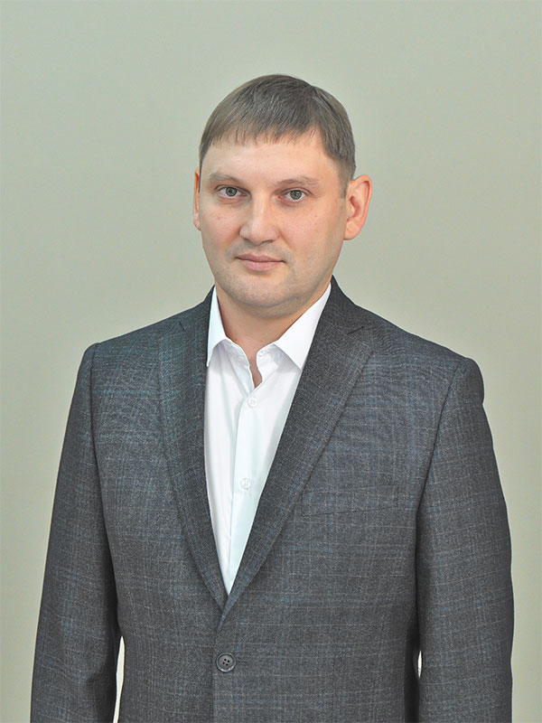Ермолаев Василий Владимирович.